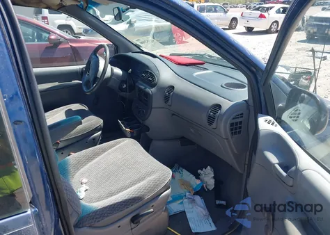 2000 Dodge Caravan from USA, damaged, VIN 2B4FP25B5YR610888